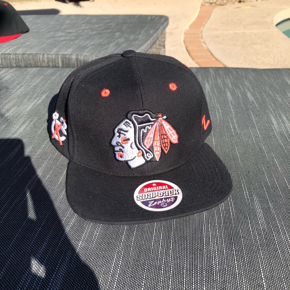 Like new Chicago Blackhawks snapback
